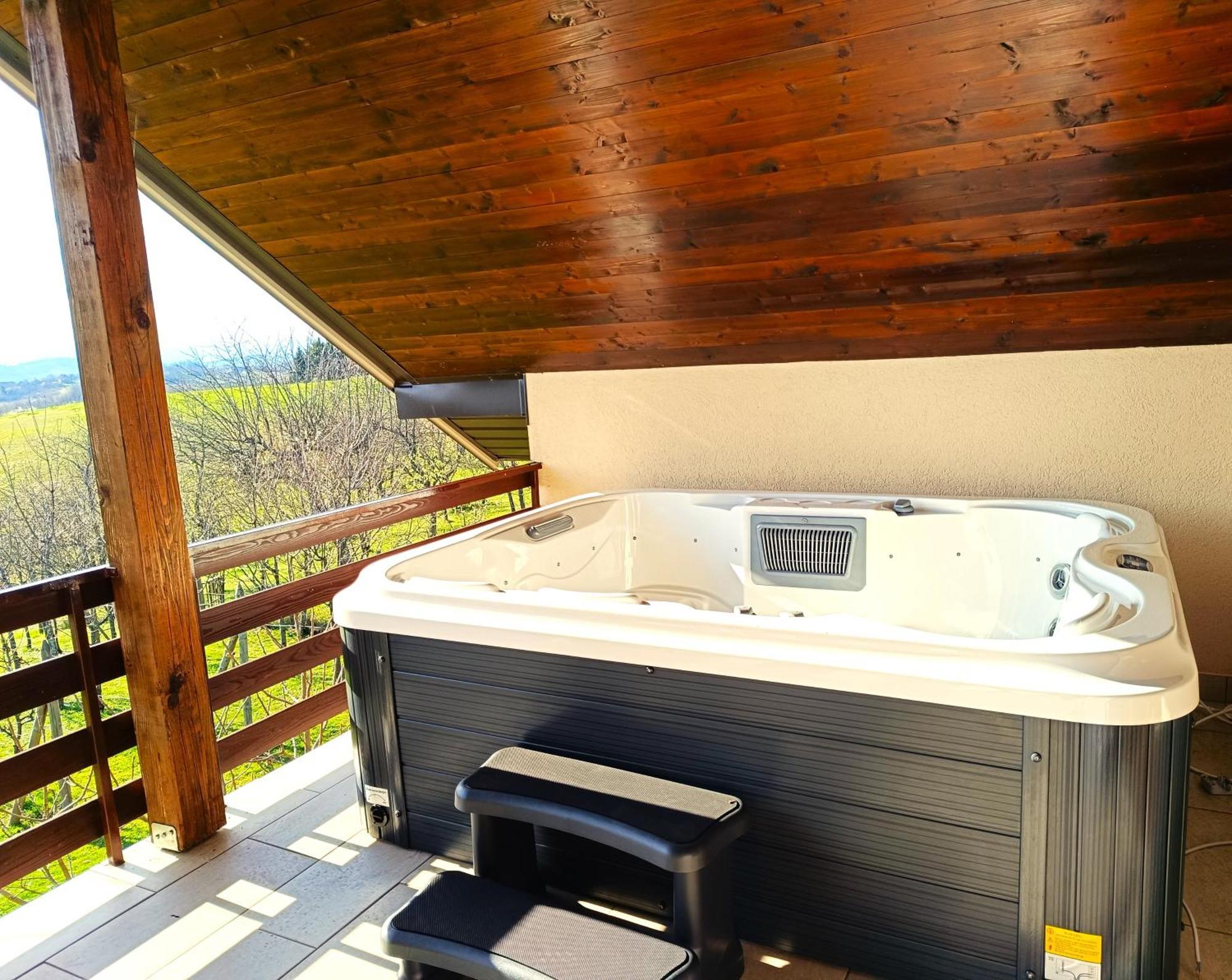 Holiday Home Dandelion With Hot Tub & Sauna Cetingrad Exteriör bild